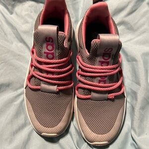 Girls adidas cloud foam shoes size 3